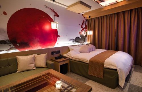 Kanie Hotel | HOTEL The KAISER -全室人工ラドン温泉-