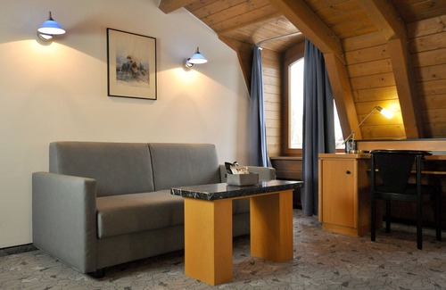 Waldperlach Hotel | Hotel Villa Waldperlach