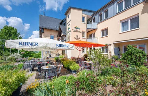 Lahr Bed & Breakfast | Hotel Waldesblick - 2-Bettwohnung "Morgensonne" + "Morgenröte"