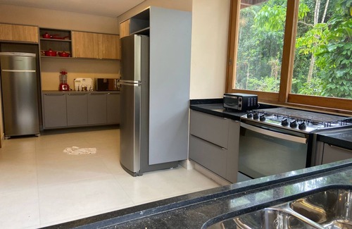 Barra do Una Haus | House in Gated Community Praia do Una