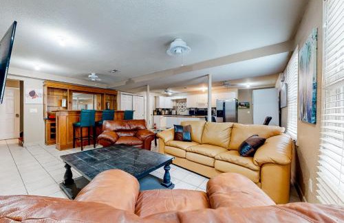 Lilburn Haus | Hound Lair