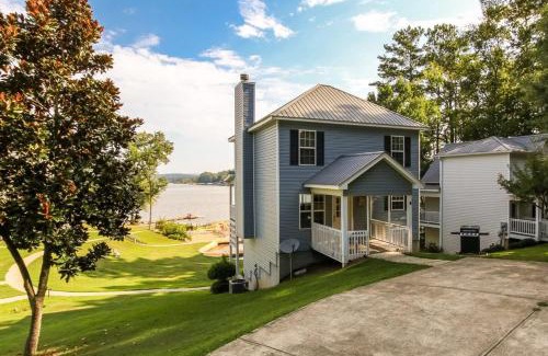 Leesburg Haus | House # 09 Weiss So Blue (no pets) private pier