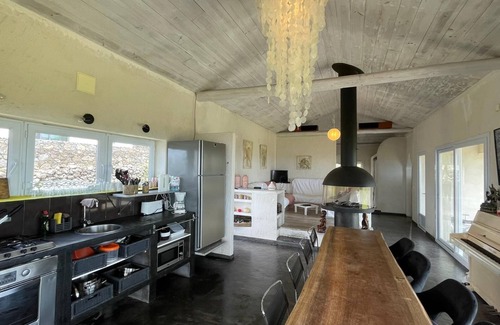 Lajes das Flores Haus | House in front of the sea (4rooms)