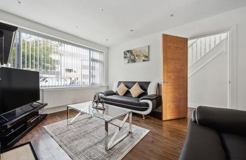 Cheadle Haus | house in Heald Green village