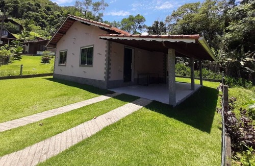 Lumiar Haus | House in Lumiar with private waterfall and farm