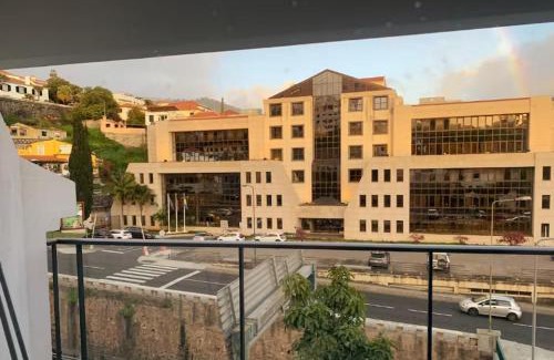 Santa Luzia Haus | House in the Heart of Funchal with big balcony