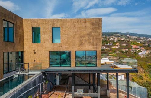 Camara de Lobos Villa | House of Cork and Ivy - By WeHost