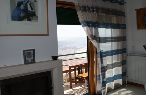Nazare Haus | Hornhaus - Sítio da Nazaré