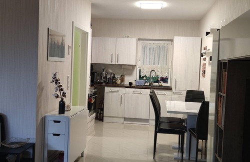 Klein Labenz Haus | Haus am See linke Seite 200 Meter bis zum Strand