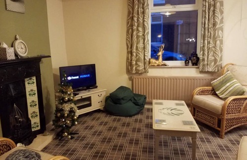 Guisborough Haus | Relaxing 2-bed House Guisborough - Sofabed Option