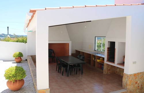 Casal do Pardo Hütte | Haus mit reichlich umgebenden Raum und Pflege