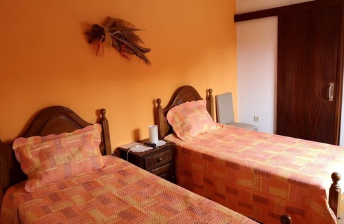 Ponte de Lima Hütte | House with garden, pool, terrace, balcony, with views of the countryside and mountain