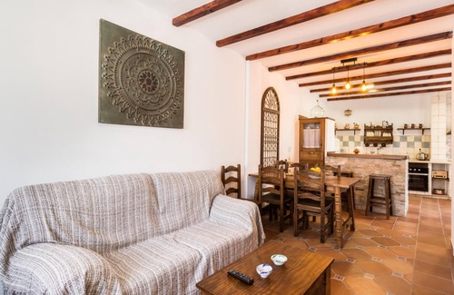 Niguelas Hütte | house with pool, barbecue