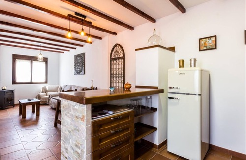 Niguelas Hütte | house with pool, barbecue