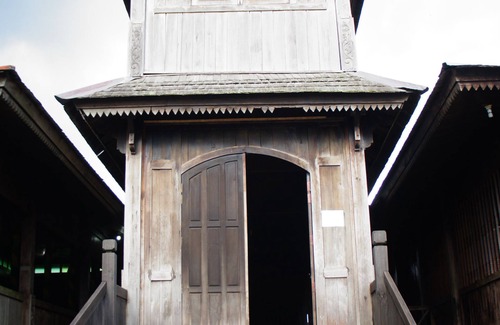 Kumai Bootsverleih | Houseboat Bee Kelotok