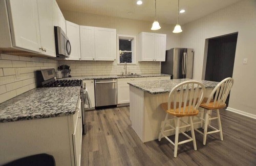 West Columbus Haus | Housepitality - Franklinton Manor - Spacious