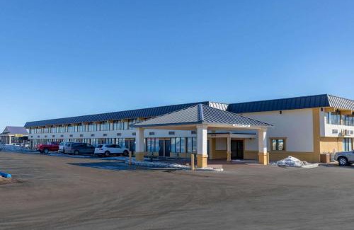 Gillette Hotel | Howard Johnson by Wyndham Gillette