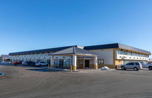 Gillette Hotel | Howard Johnson by Wyndham Gillette