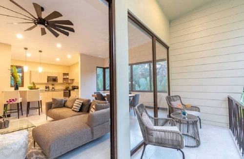 Valle Pura Vida Haus | Howler Hideaway - Rainforest Paradise, 3 Bed, Pool in Manuel Antonio