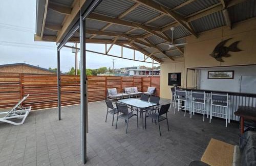 Lake Wangary Haus | Howsthaserenitee - 3BR house with bay views