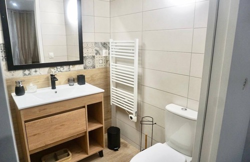 Villevaude Wohnung | HSH France Suite Gold Proche Paris/disney et Aéroport Charles de Gaules 4 Pers