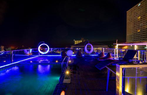 Na Kluea Hotel | HT9 Hotel