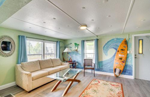 Vista Del Mar Haus | Hudson Home with Dock on Canal about 1 Mi to Beach!