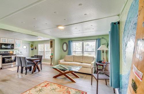 Vista Del Mar Haus | Hudson Home with Dock on Canal about 1 Mi to Beach!