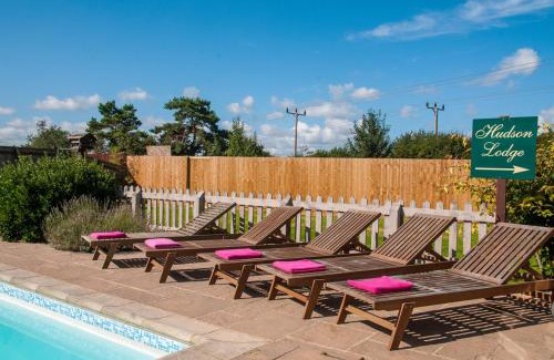 Upton Cheyney Haus | Hudson house