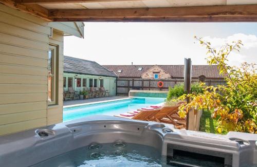 Upton Cheyney Haus | Hudson house