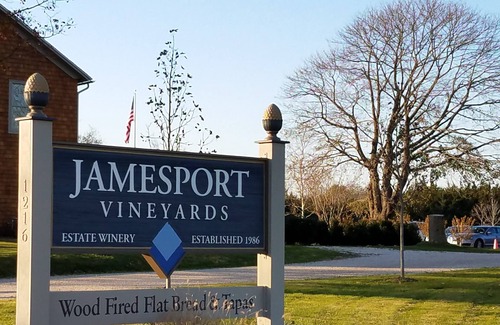 Jamesport Haus | Huge Modern Jamesport Home with Decks & Balconies Near Beaches & Wineries!