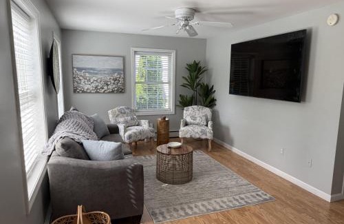 Scarborough Haus | Huge Modern Townhome 10mins to Beach