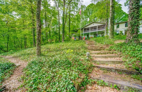 Canton Haus | Huge Secluded Lakeside Super Private Gorgeous Retreat