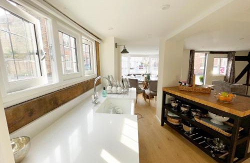 Much Wenlock Haus | Humbug Cottage