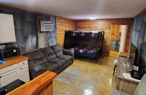 Fairbanks Haus | Hunters & Heroes Hideaway. Cozy barn studio in tranquil Loch Arbor area.