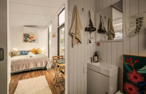 Monomeith Haus | Hunters Inn by Tiny Away