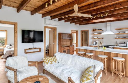 Ocean Bay Park Haus | Huron Hideaway