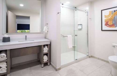 Lake Orion Hotel | Hyatt House Auburn Hills Detroit