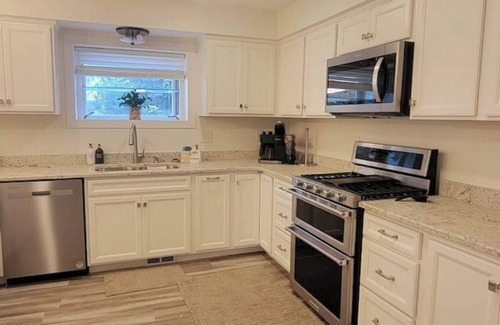 Hyde Park Haus | Hyde Park Hideaway 5 minutes north of Logan & USU