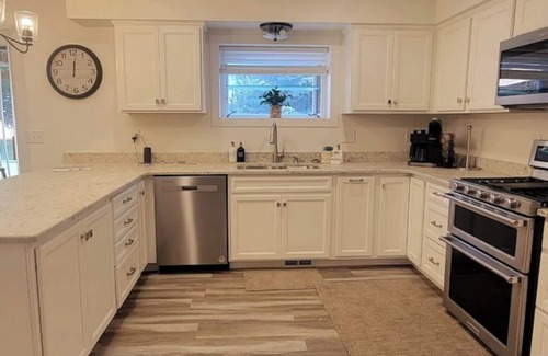 Hyde Park Haus | Hyde Park Hideaway 5 minutes north of Logan & USU