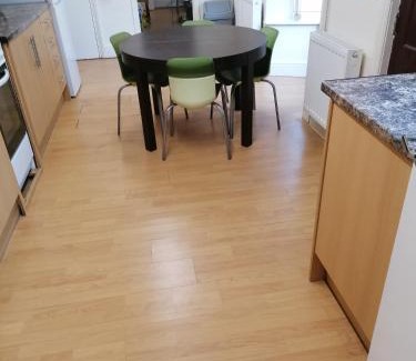 Stoke-on-Trent Haus | Hygis Home Of Relaxations