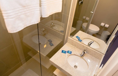 Lorena Hotel | Ibis Budget - Circuito da Fé