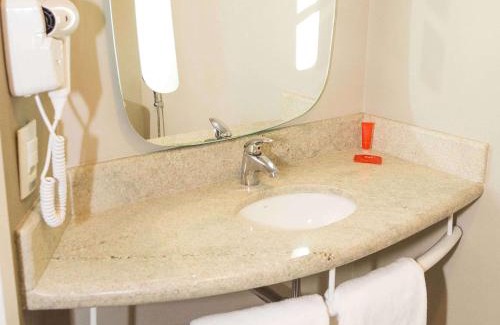 Lorena Hotel | Ibis Lorena - Circuito da Fé