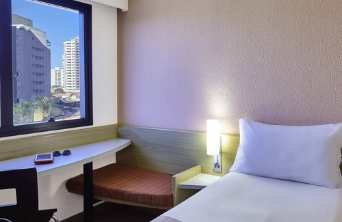 Taubate Hotel | ibis Taubate