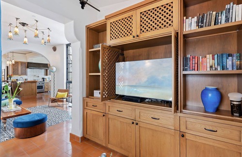 Laguna Haus | Luxus leben im Herzen der Innenstadt! 2 BR / 2. 5 BA sonnig, Berglage bietet atemberaubende Ausblicke