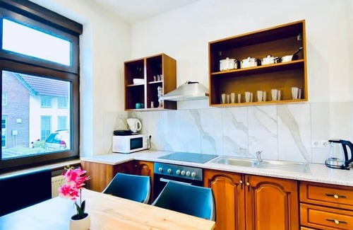 Grinzing Wohnung | Ideal 3BR for 6 15 Min to Stammersdorf