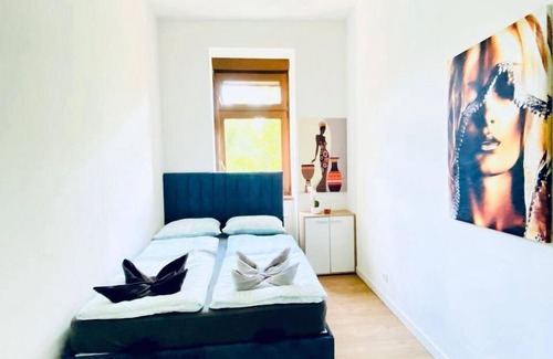 Grinzing Wohnung | Ideal 3BR for 6 15 Min to Stammersdorf