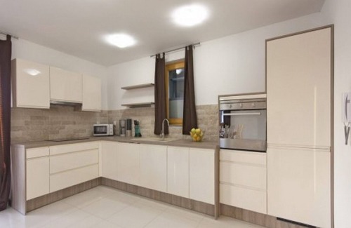 Valbandon Villa | Ideal für große Familien mit Kindern, Sauna, Whirlpool, Außenpool, Kinderbecken
