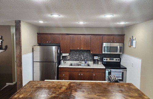 Lake Ozark Haus | Ideal Location 2MM, Lakefront 4 BR House w/ Covered Decks, Private Dock