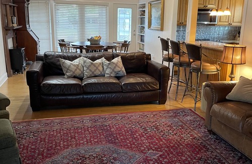 Winter Park Haus | Ideale Lage, Charmantes Haus, geräumig und mit einer vollständigen Runde Pool spielen!